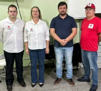 Imagem da notícia Cruz Vermelha do polo de Chapadão do Sul doa medicamentos e articula projetos com a Saúde de Figueirão